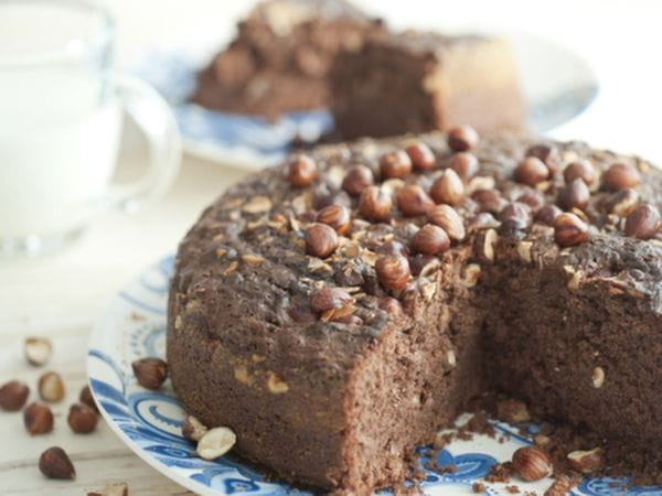 recipe image Receta Bizcocho de chocolate con avellanas
