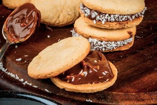 recipe image Receta Alfajores de dulce de leche