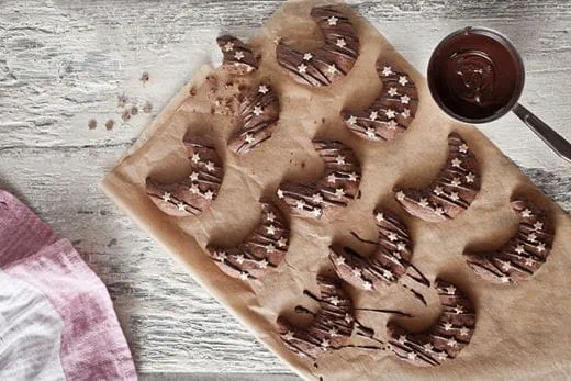 recipe image Galletas de chocolate media luna