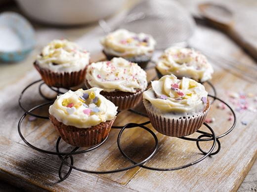 recipe image Muffins con glaseado de queso