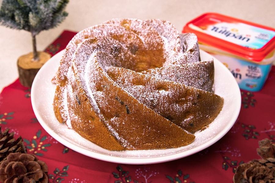recipe image Receta Bundt Cake de castaña, pera y chocolate